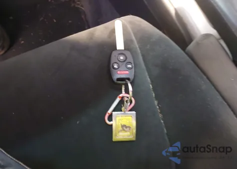 2005 Honda Accord 2.4 Ex z USA, uszkodzony, nr VIN 1HGCM56725A093285